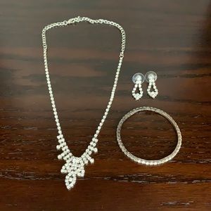 Faux Diamond Jewelry Set